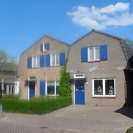 Bij Smam *